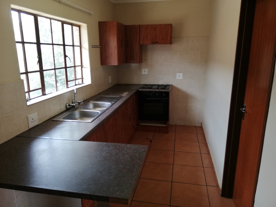 To Let 2 Bedroom Property for Rent in Die Bult North West